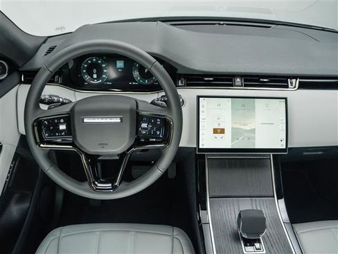 New 2026 Land Rover Range Rover Evoque S image 19