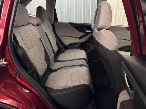 Used 2021 Subaru Forester Premium image 27