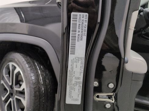 Certified 2022 Jeep Compass Limited image 35