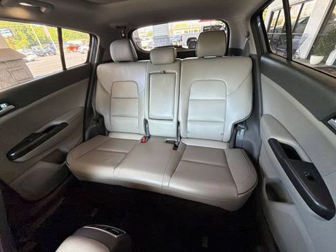 Used 2017 Kia Sportage EX w/ EX Premium Package FWD image 16