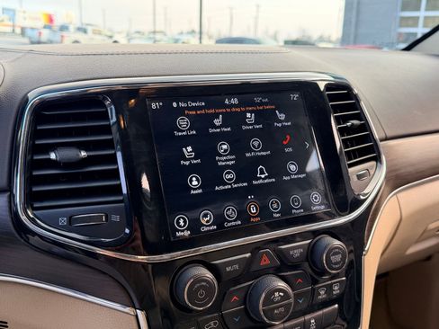 Used 2021 Jeep Grand Cherokee Overland RWD image 23