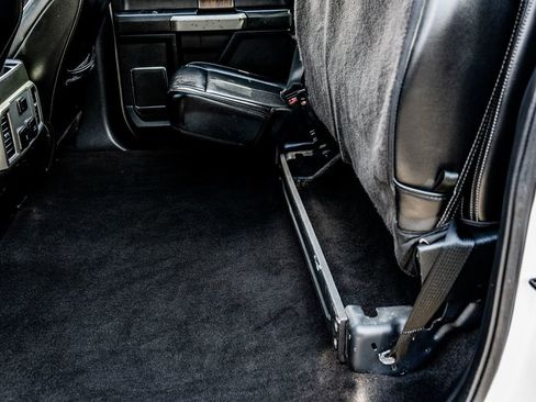 Used 2019 Ford F150 Lariat image 35