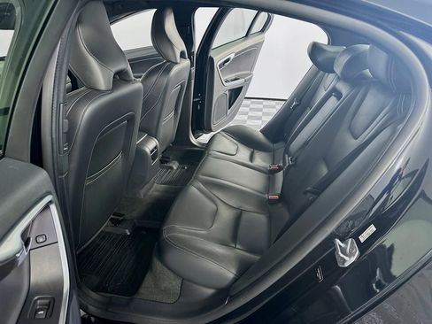 Used 2016 Volvo S60 T6 image 32