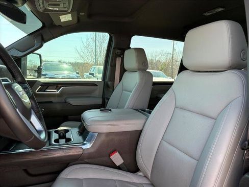 Certified 2024 GMC Sierra 2500 SLT w/ SLT Premium Package image 18