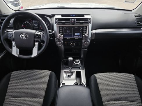 Used 2022 Toyota 4Runner SR5 AWD/4WD image 13