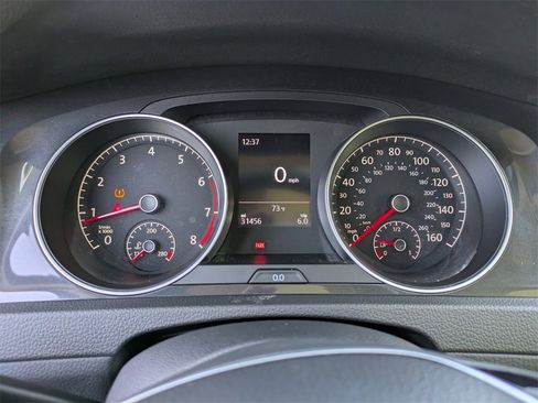 Used 2020 Volkswagen Golf 4-Door image 22