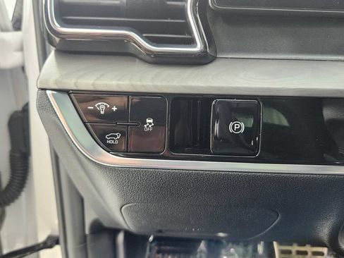Used 2023 Kia Sportage X-Pro AWD/4WD image 21