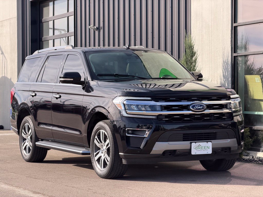 Used 2022 Ford Expedition Limited AWD/4WD image 4