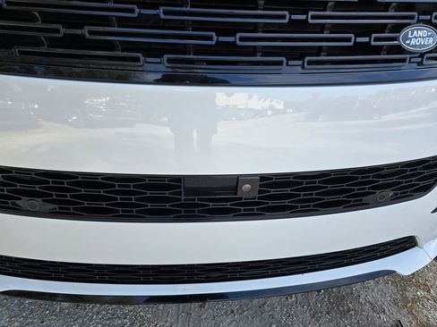 Used 2024 Land Rover Range Rover Sport Dynamic SE image 9