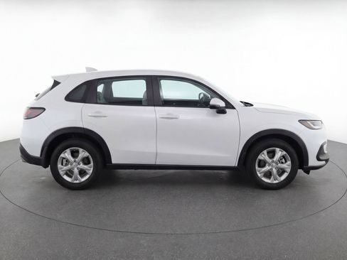 Used 2024 Honda HR-V LX image 8