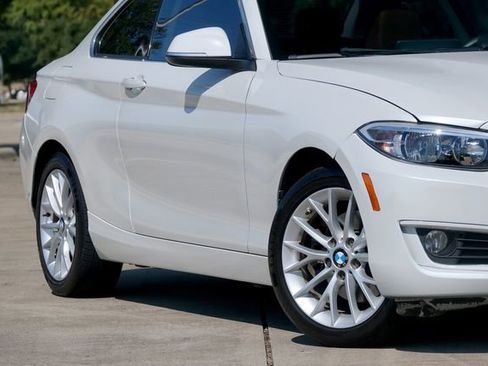 Used 2015 BMW 228i Coupe image 4