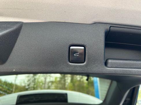 Used 2024 Ford Escape Active AWD/4WD image 8
