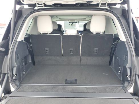 New 2026 Lincoln Navigator Reserve w/ Jet Appearance Package image 33