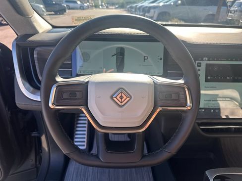 Used 2024 Rivian R1S Adventure AWD/4WD image 23