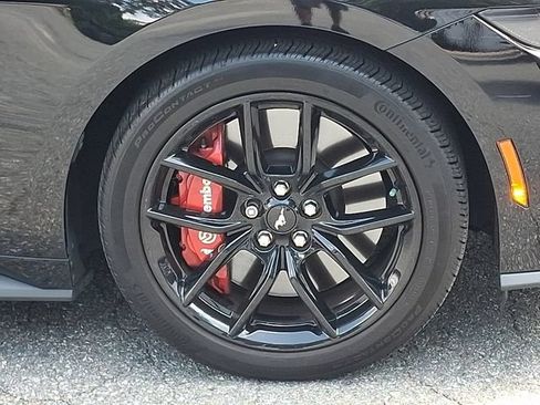 Used 2025 Ford Mustang GT Premium RWD image 30