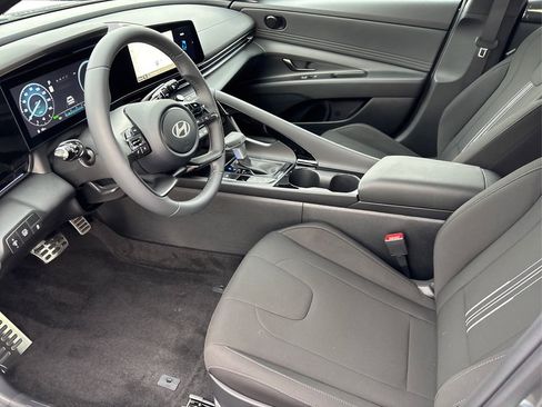 New 2026 Hyundai Elantra Sport FWD image 9