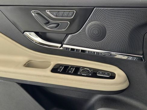 New 2026 Lincoln Corsair Premiere image 18