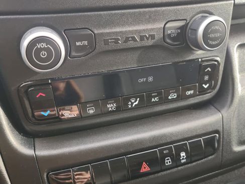 Used 2023 RAM ProMaster 2500 image 14