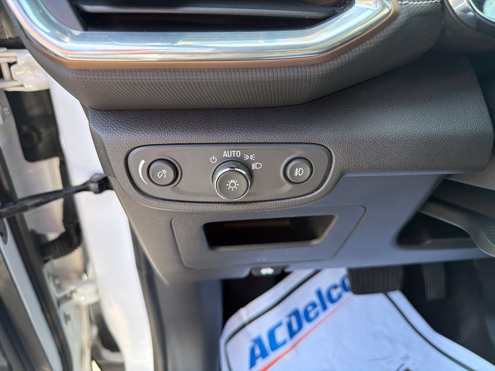 Used 2023 Chevrolet TrailBlazer ACTIV w/ Convenience Package FWD image 12