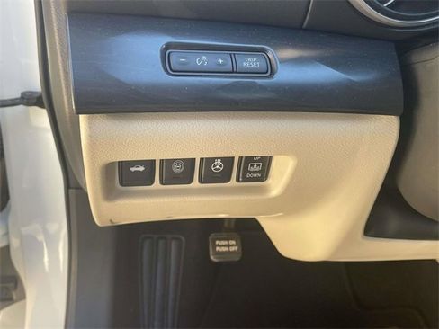 Used 2023 Nissan Maxima Platinum w/ Sport Mat Group image 19