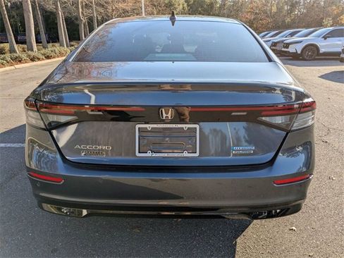 Certified 2023 Honda Accord Touring image 9