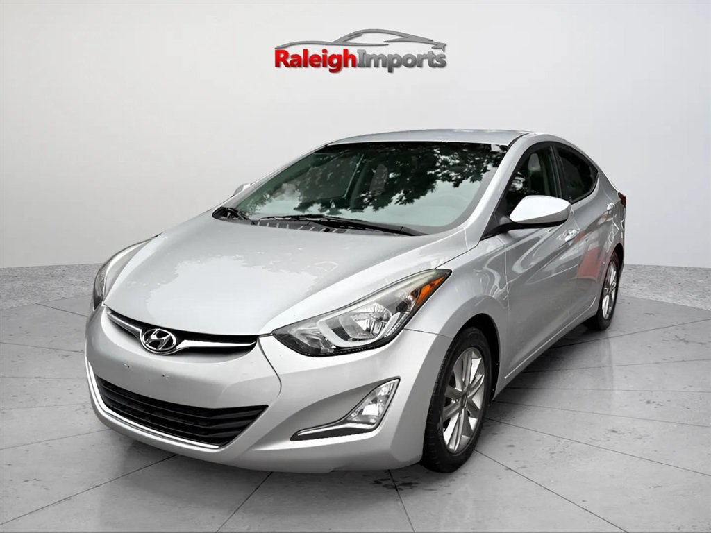 Used 2016 Hyundai Elantra SE w/ Option Group 02 FWD image 4