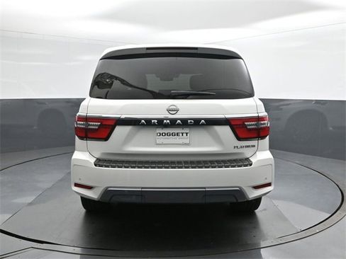 Used 2024 Nissan Armada Platinum w/ Captain's Chairs Package image 8