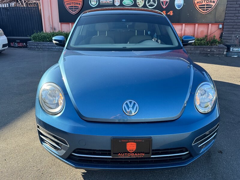 Used 2019 Volkswagen Beetle 2.0T SE FWD image 2
