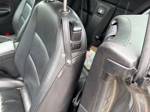 Used 2012 Volkswagen Eos Lux FWD image 22