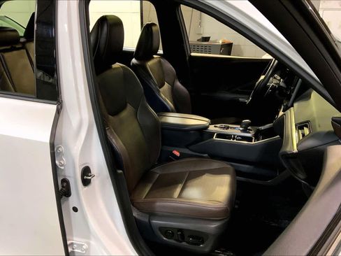 Certified 2025 Lexus TX 350 AWD image 8