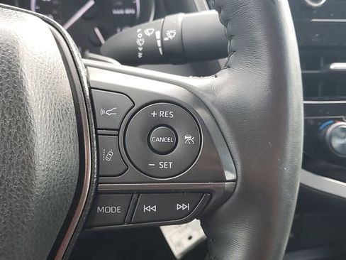 Used 2024 Toyota Camry SE image 21