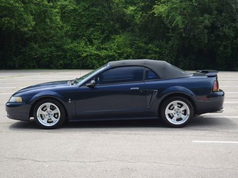 Used 2001 Ford Mustang Cobra RWD image 19