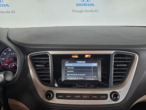 Used 2020 Hyundai Accent SE image 25