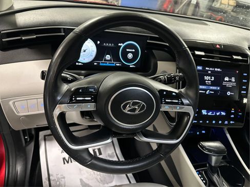 Certified 2023 Hyundai Tucson SEL w/ Convenience Package AWD/4WD image 19