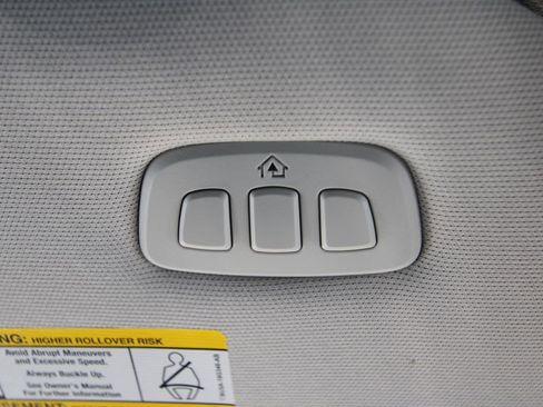 Used 2025 Ford Expedition Max Active AWD/4WD image 30