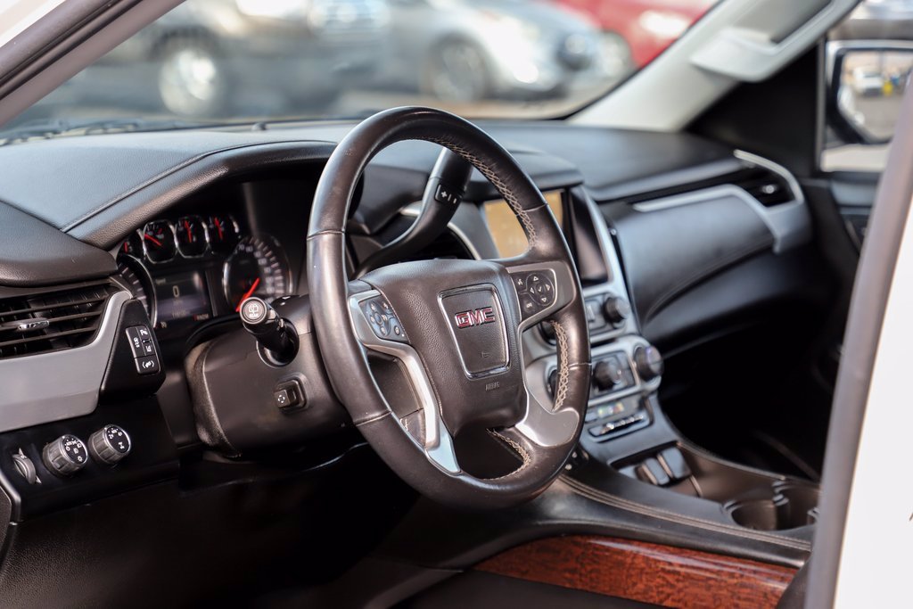 Used 2015 GMC Yukon SLT w/ Open Road Package AWD/4WD image 4
