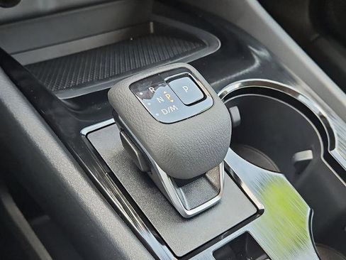 Certified 2026 Nissan Rogue SV FWD image 17