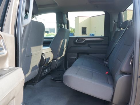 Used 2024 Chevrolet Silverado 3500 LT w/ Convenience Package AWD/4WD image 17