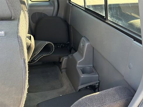 Used 2011 Ford Ranger XLT image 31