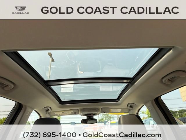 Used 2023 GMC Terrain SLT w/ Tech Package AWD/4WD image 12
