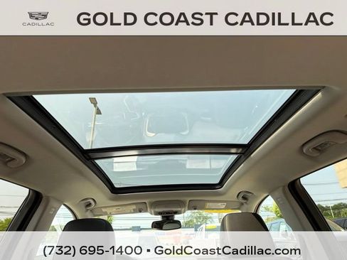 Used 2023 GMC Terrain SLT w/ Tech Package AWD/4WD image 12