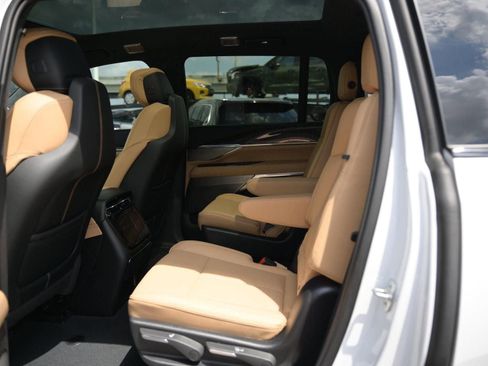 New 2025 Cadillac Escalade IQ Luxury 2 image 99