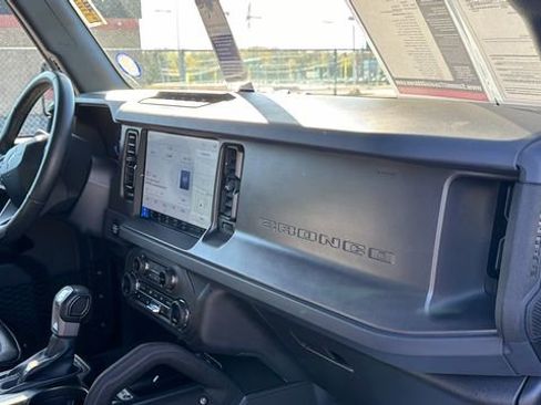 Used 2025 Ford Bronco Badlands w/ Sasquatch Package AWD/4WD image 33