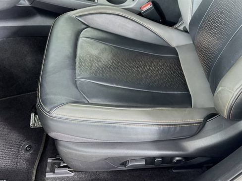 Used 2024 Subaru Crosstrek 2.5i Limited AWD/4WD image 23