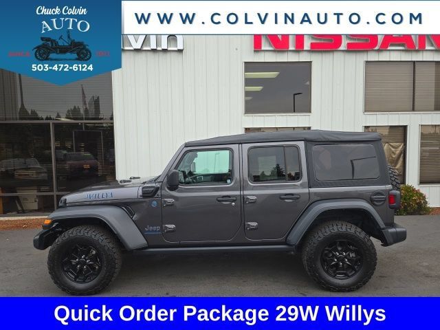 Used 2023 Jeep Wrangler Unlimited w/ Cold Weather Group AWD/4WD image 1