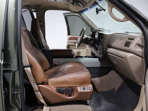 Used 2000 Ford Excursion Limited image 24