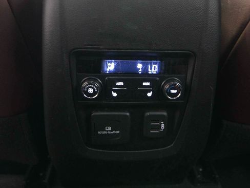 Used 2021 Buick Enclave Avenir w/ Avenir Technology Package FWD image 12
