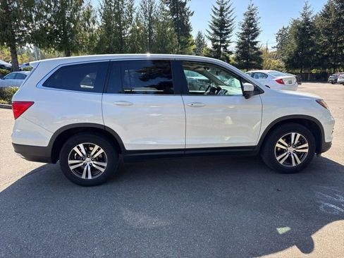 Used 2016 Honda Pilot EX-L image 6