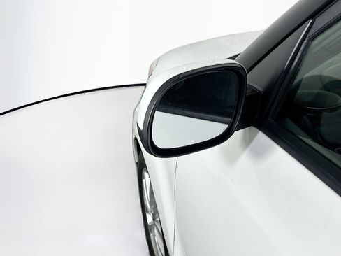 Used 2018 Kia Soul + FWD image 16