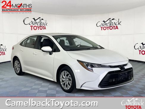 Used 2024 Toyota Corolla LE image 1